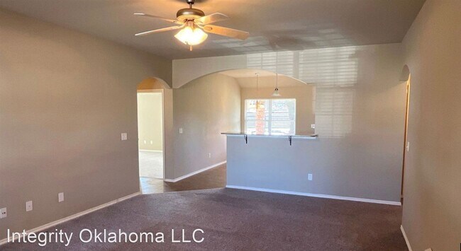 Foto del edificio - 3 br, 2 bath House - 602 W. Shadow Ridge Way