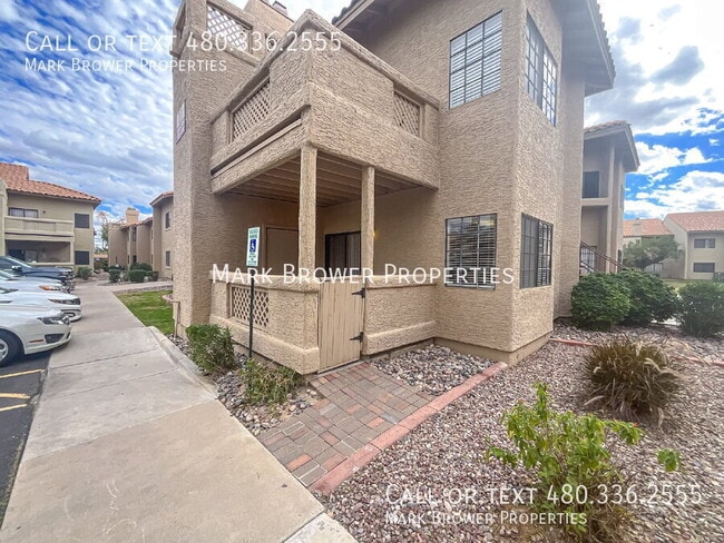 Building Photo - 930 N Mesa Dr