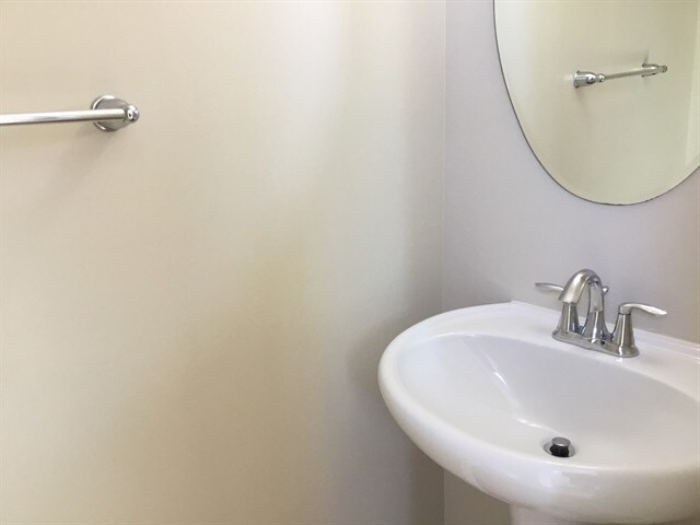 Foto del edificio - 317 Evergreen Cir