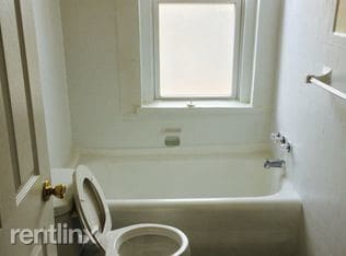 Building Photo - 1 br, 1 bath Apartment - 507 Norton Pkwy 2c