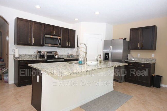 Foto del edificio - 3393 Tawny Grove Pl