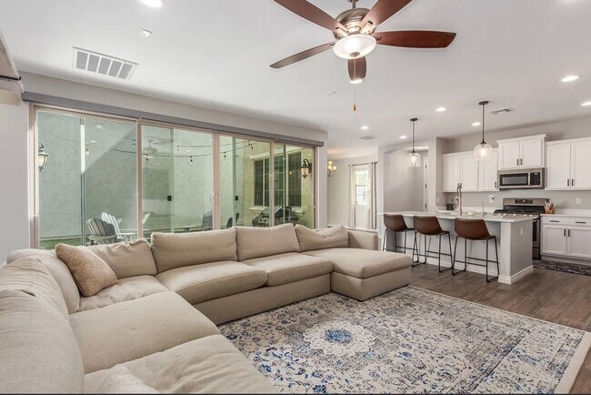 Building Photo - Welcome to your next home at Cooley Station!