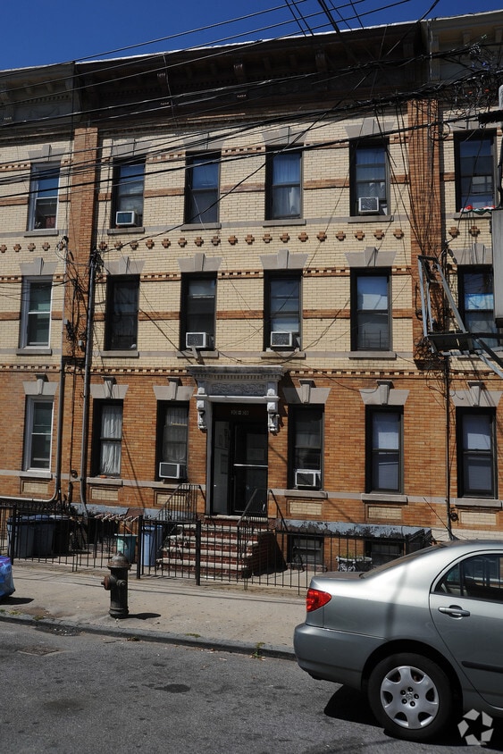Building Photo - 30-08 45th St