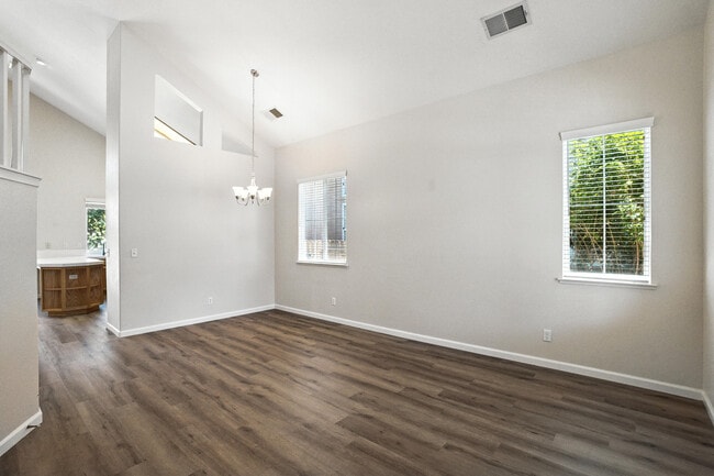 Building Photo - 9437 Red Spruce Way