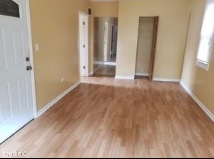 Primary Photo - 2020 W 69th Pl