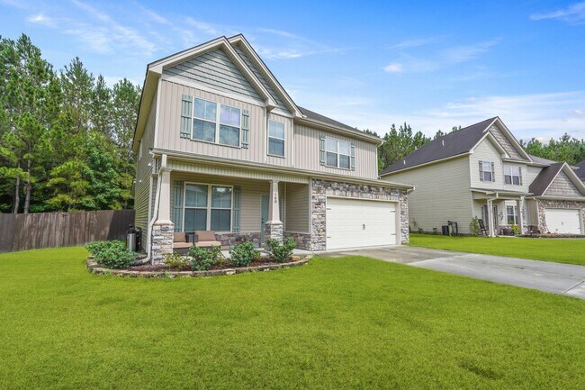 Foto del edificio - Spacious 4 Bedroom Home With Plenty of Space to Enjoy and Resort-style Amenities in Belmont Glen
