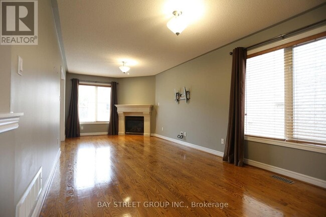 Building Photo - 343 Vellore Ave