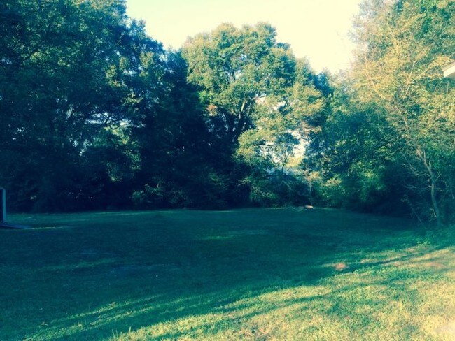 Building Photo - 7730 Schillinger Heights Dr