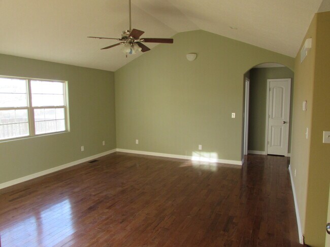 Foto del edificio - Located On Shalom Mountain