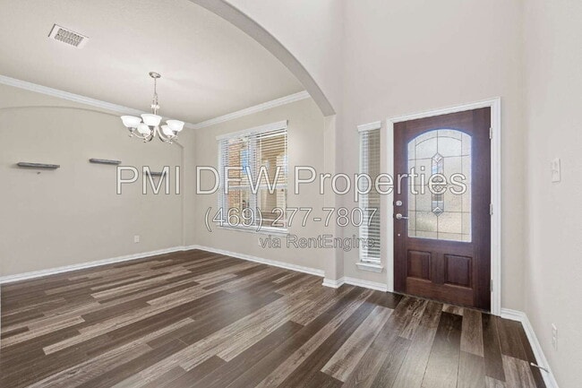 Photo - 1624 Medina Lane House
