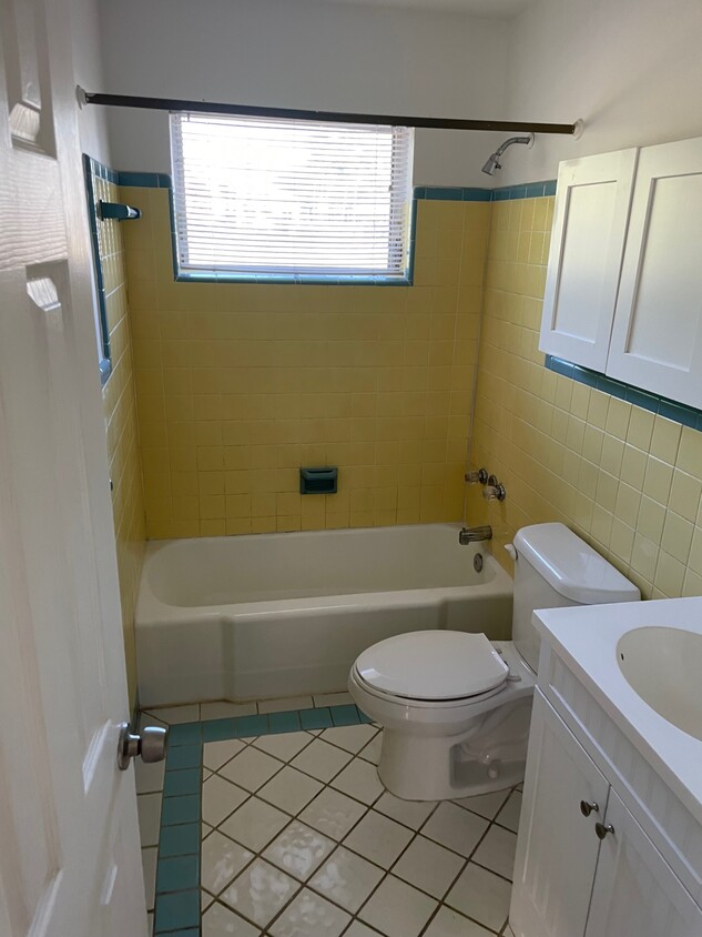 Bathroom - 514 Eastwind Dr