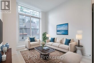 Building Photo - 5101-5101 Hurontario St