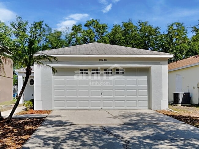 Building Photo - 10440 Blackmore Dr