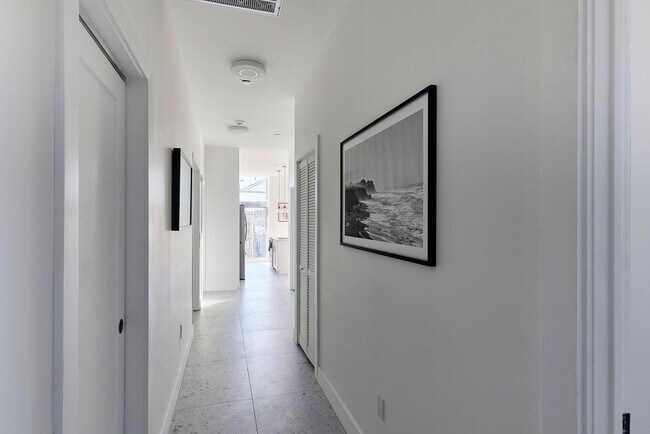 Foto del edificio - 57 Newark St.