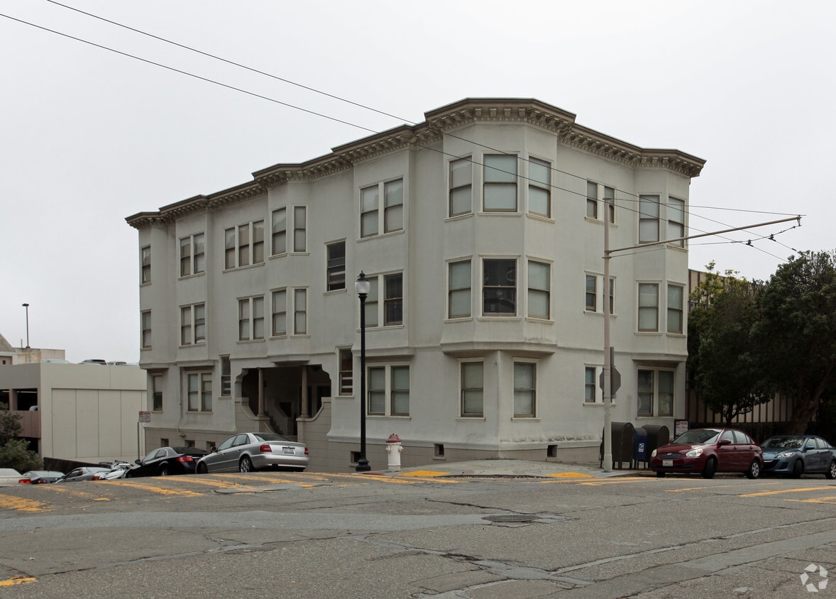 Primary Photo - 401-419 Cherry St