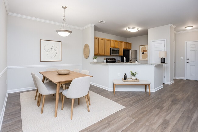 Building Photo - Ballantyne Commons of Columbus