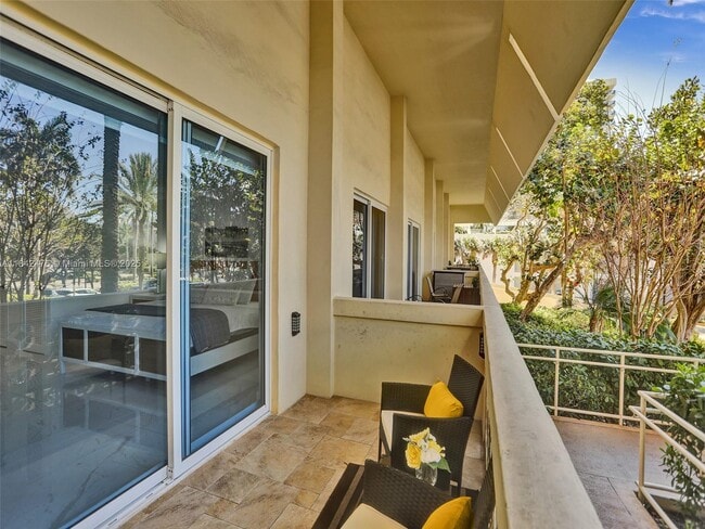 Building Photo - 2501 S Ocean Dr