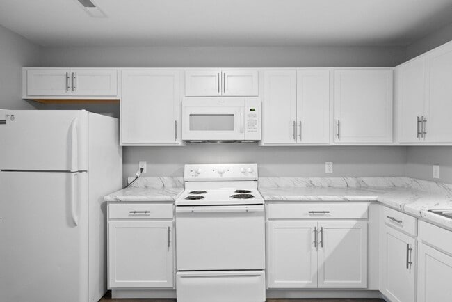 Building Photo - 358 Peabody Dr
