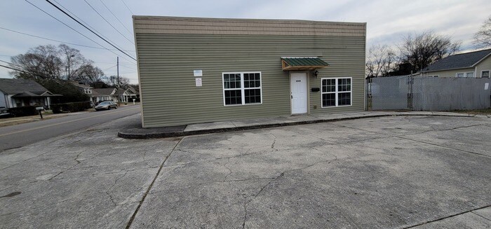Primary Photo - 432 E Morelia Ave