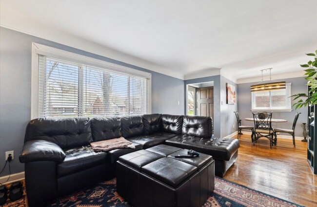 Foto del edificio - 452 Sunningdale Dr