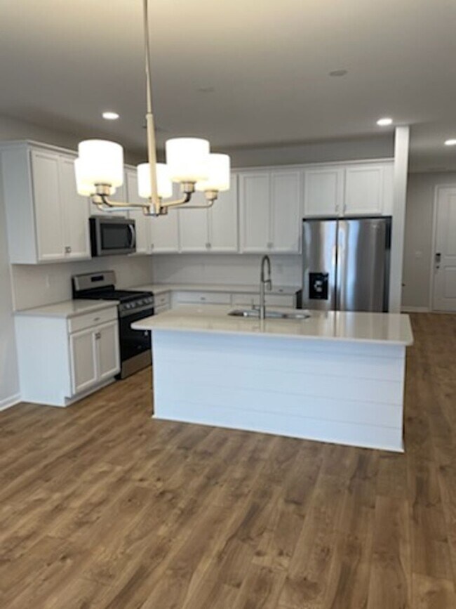 Foto del edificio - BRAND NEW- 3 Bd 2.5 BA Townhome Available for Lease - Greer, SC