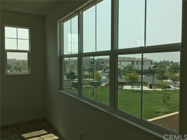 Building Photo - 4884 S Ophelia Ln