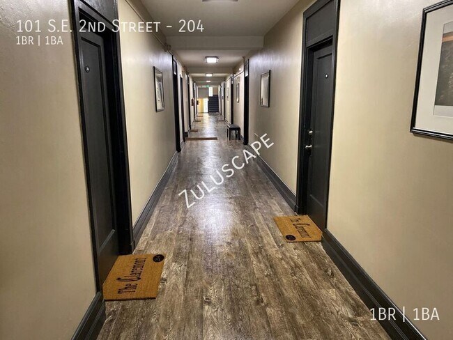 Foto del edificio - 101 SE 2nd St