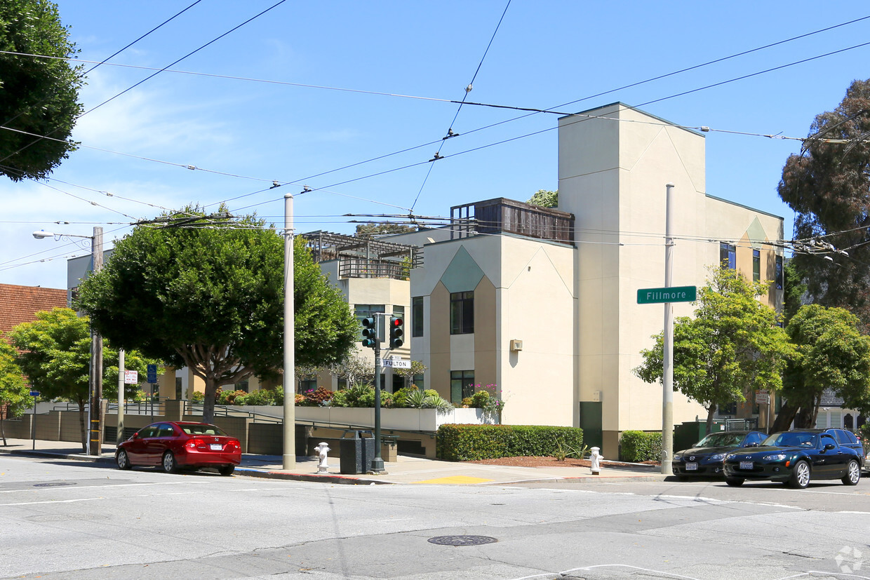 Primary Photo - Junipero Serra House