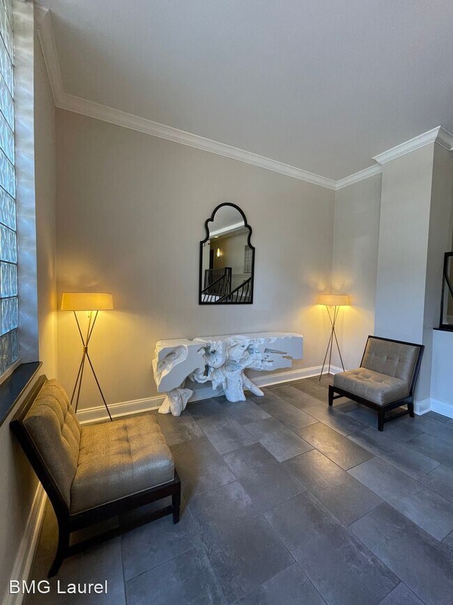 Foto del edificio - Studio, 1 bath House - 2130 N St NW #101