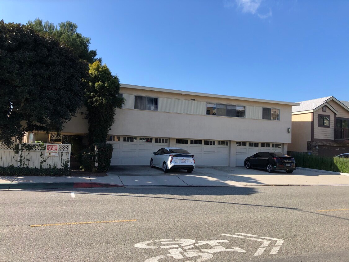 Foto del edificio - 701 Monterey Blvd