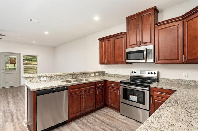 Foto del edificio - 910 Shady Ln