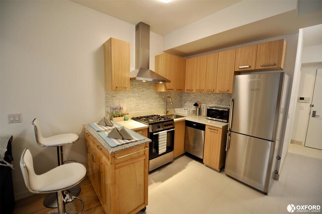 Foto del edificio - 227 Grand Street