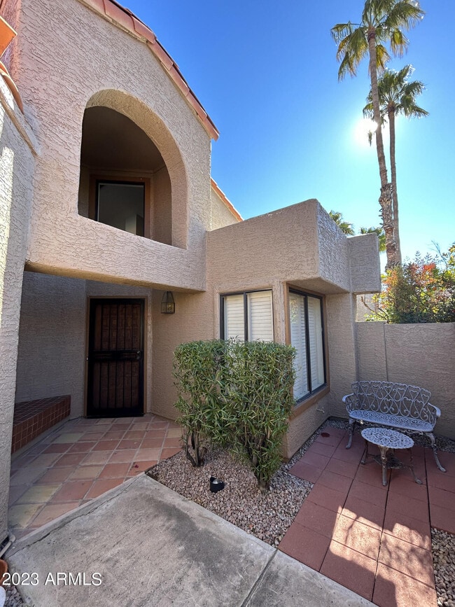 Building Photo - 10059 E Calle De Cielo Cir