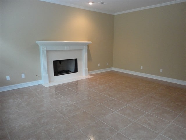 Building Photo - 623 Chesterfield Dr