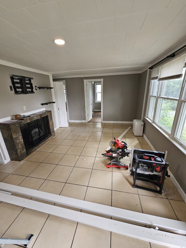 Foto del edificio - 1361 Glen Moore Cir