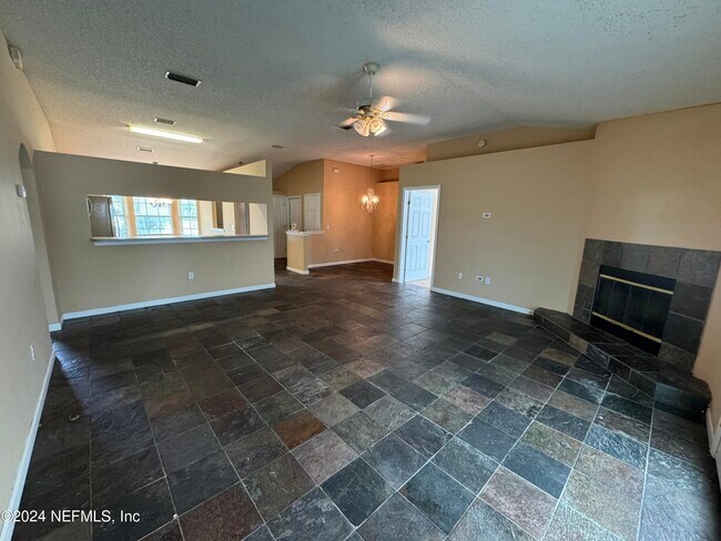 Foto del edificio - 2547 Glenfield Dr