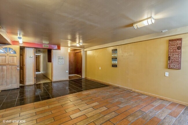 Foto del edificio - 3609 W Lexington St