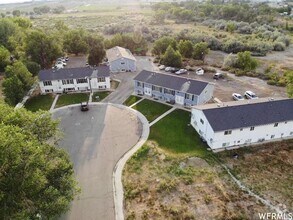 Building Photo - 108 E Richelman Ln
