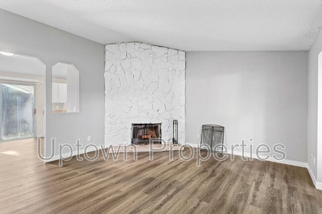 Building Photo - 19757 SW 68th Ave