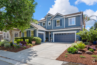 Building Photo - 1440 Cedar Dr