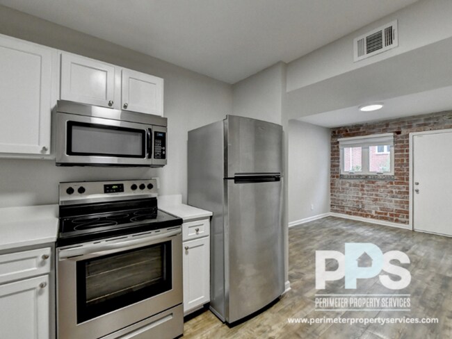 Foto del edificio - 217 Lampkin St NE