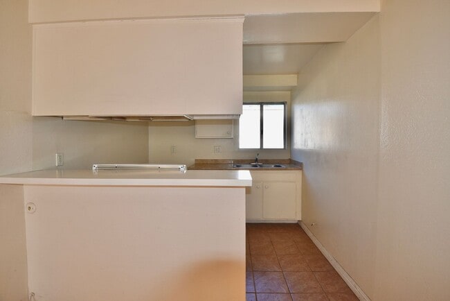 Building Photo - 4930 Whitsett Ave