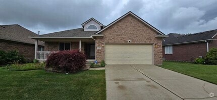 Building Photo - 40184 Long Horn Dr
