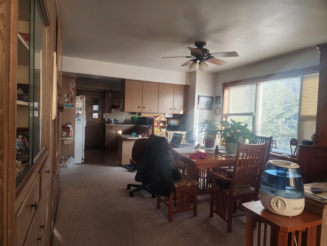 Living room looking toward kitchen - 501 N Midvale Blvd