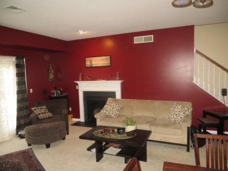 Building Photo - 645 Springhouse Ln