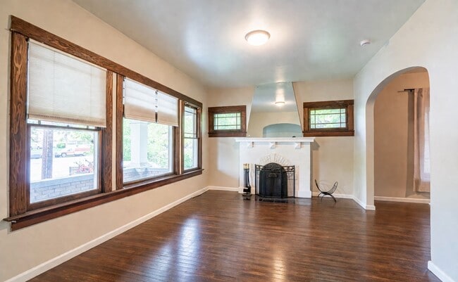Photo - 740 E 800 S Apartment
