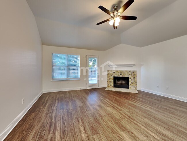 Building Photo - 11600 Turkey Creek Drive