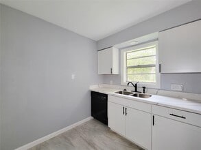 Building Photo - 5103 Karu Dr