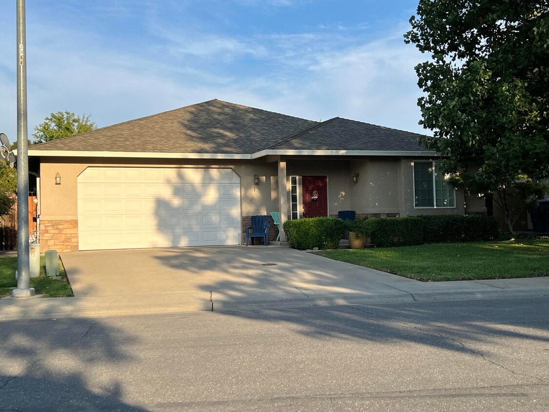 13 Wildflower Ter, Oroville, CA 95965 House Rental in Oroville, CA