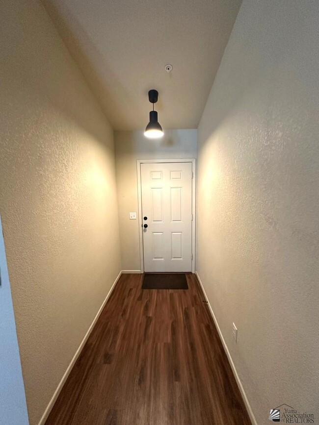 Foto del edificio - 7388 E 39th Pl